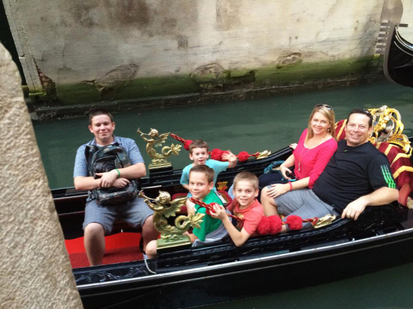 10593019_10205416722281349_7734475524228881459_n